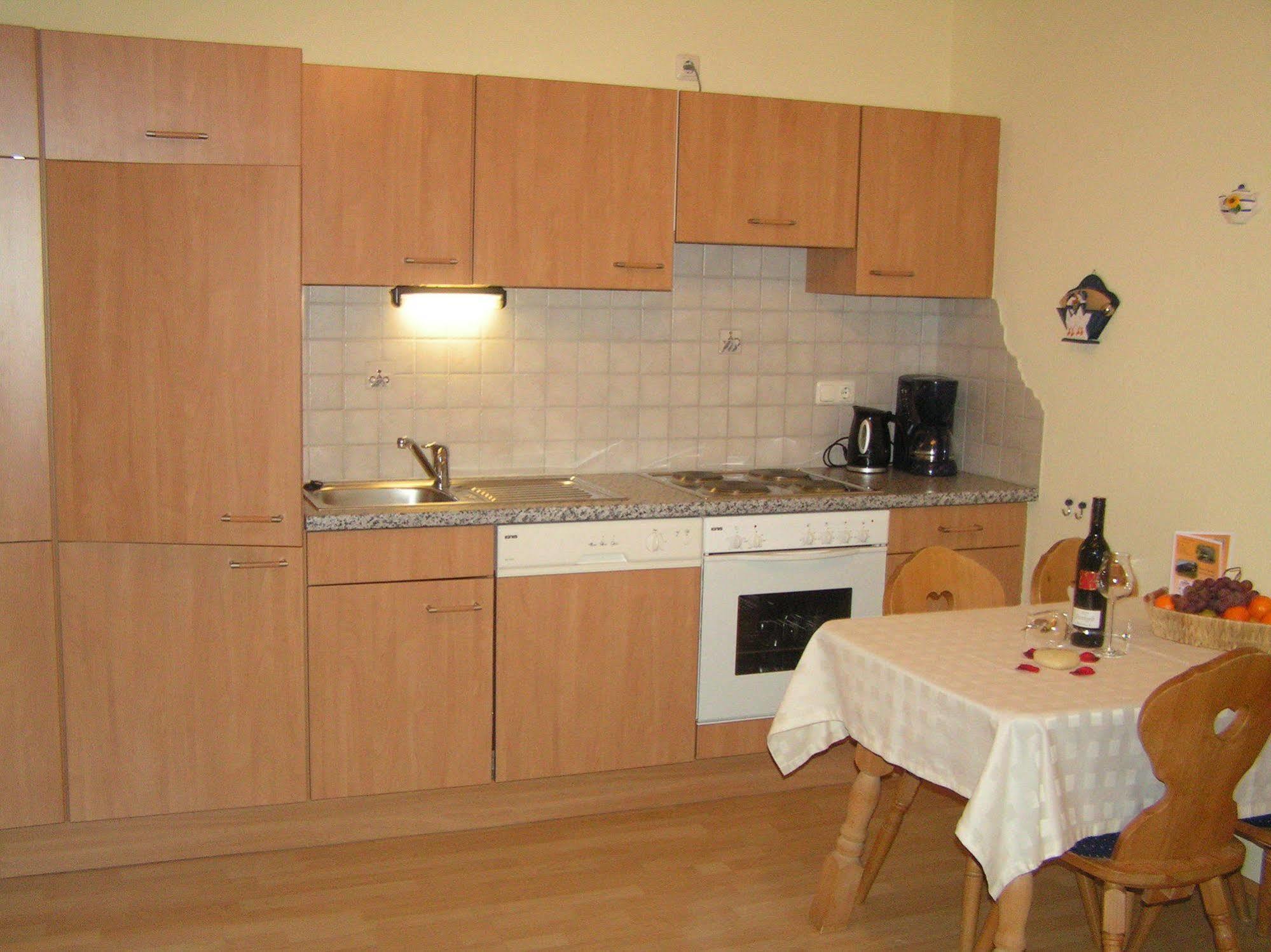 Häus`l am Ruan Aparthotel Berwang Bagian luar foto